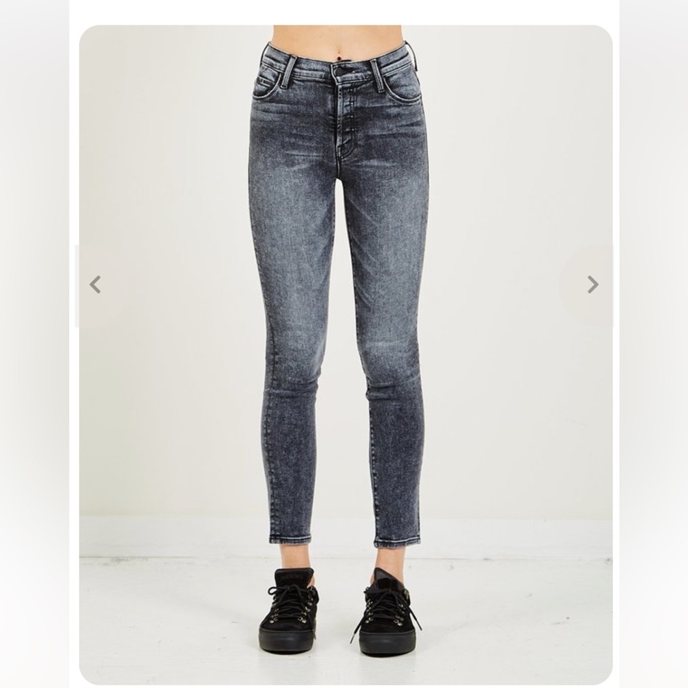 Mother denim The Stunner in Train Stops acid gray wash